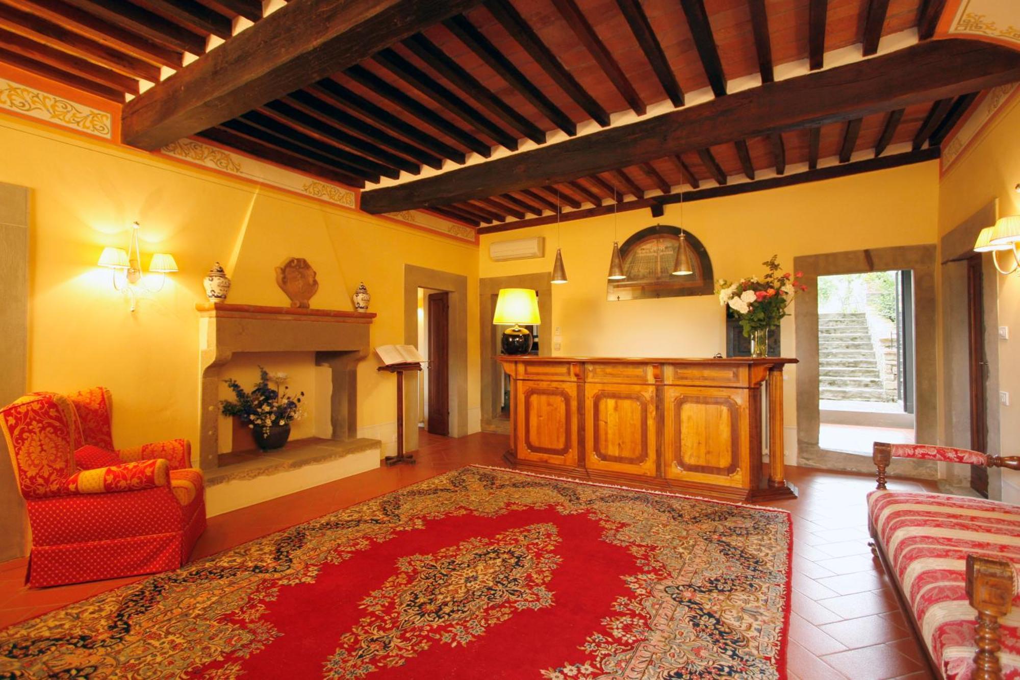 Villa Borgo San Pietro Кортона Інтер'єр фото