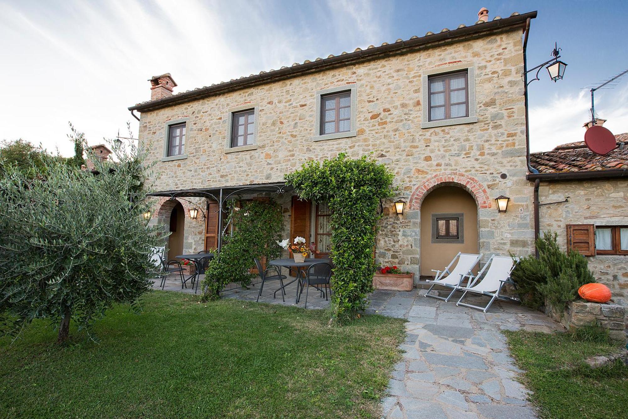 Villa Borgo San Pietro Кортона Екстер'єр фото